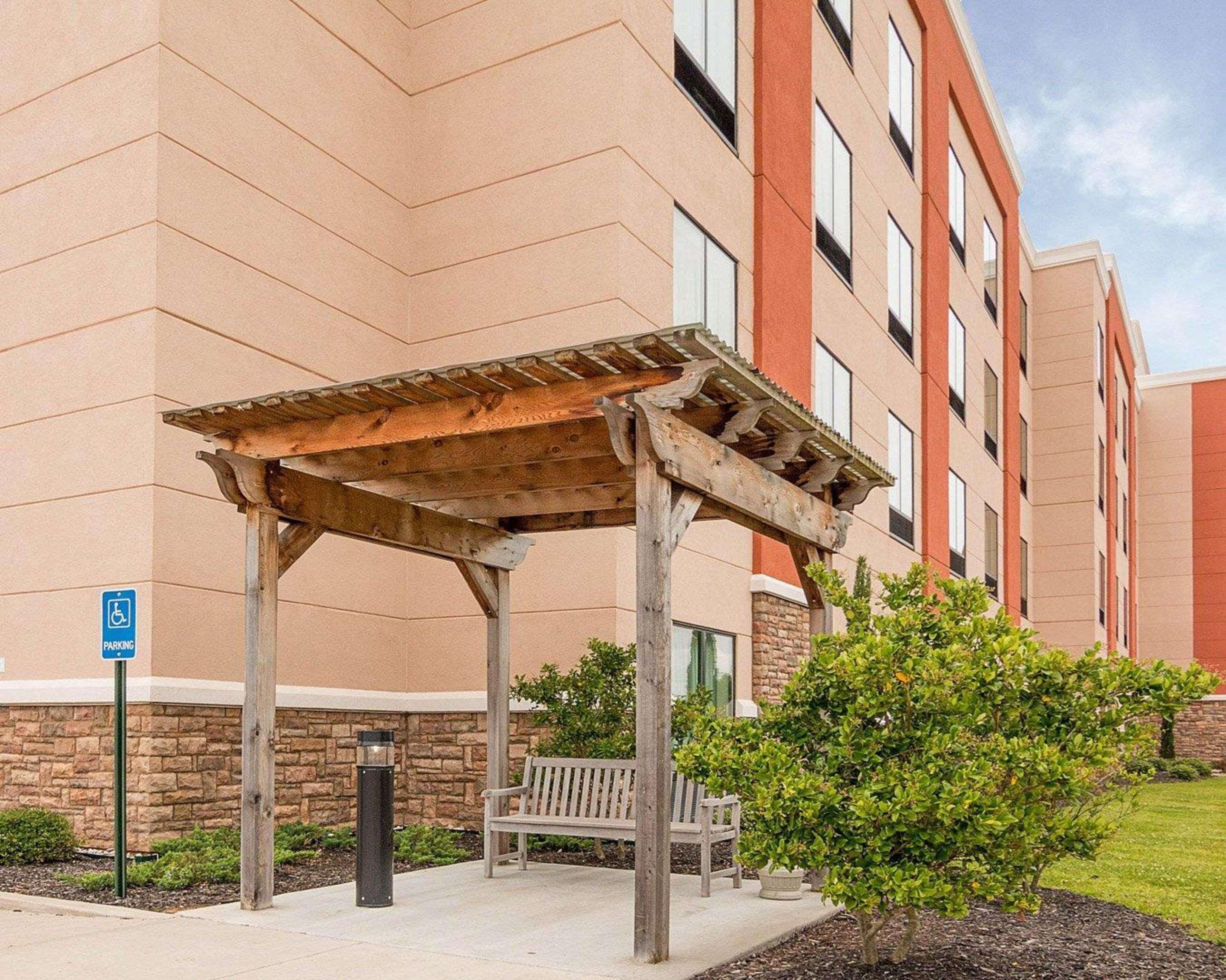 Comfort Suites Bossier City - Shreveport East Exterior photo